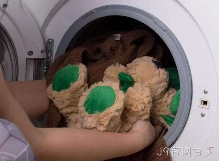 J9官网首页毛绒玩具厂家：当毛绒玩具遇上盐